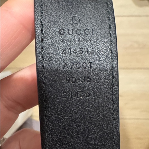 Gucci Black Belt with Gold Accent - Picture 4 of 5